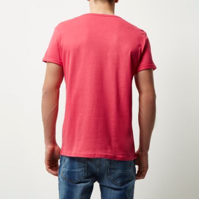 Pink pocket crew neck t-shirt